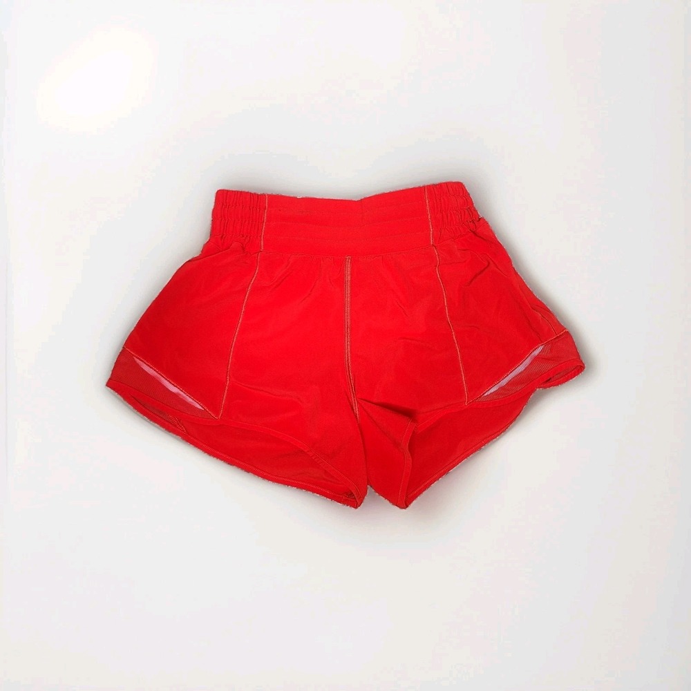 LULULEMON Hotty Hot Low Rise Short 2.5" Size 2 Carnation Red